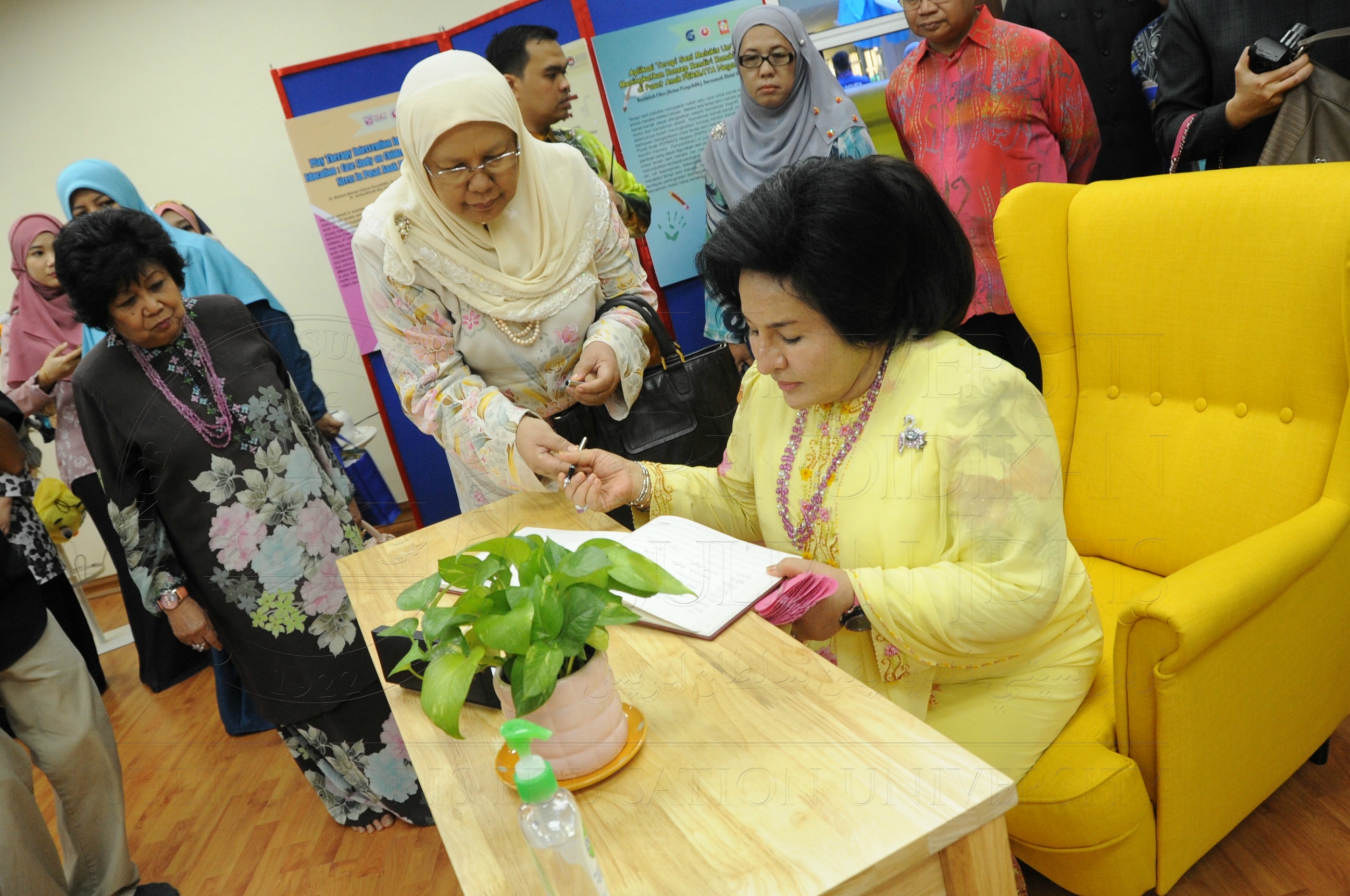 PRO16 32 NCDC HAS 3885